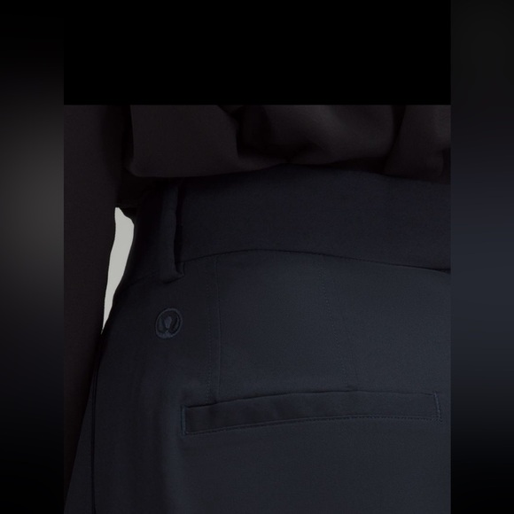lululemon athletica Pleat-Front High- Rise Trouser size 6 - Picture 5 of 10